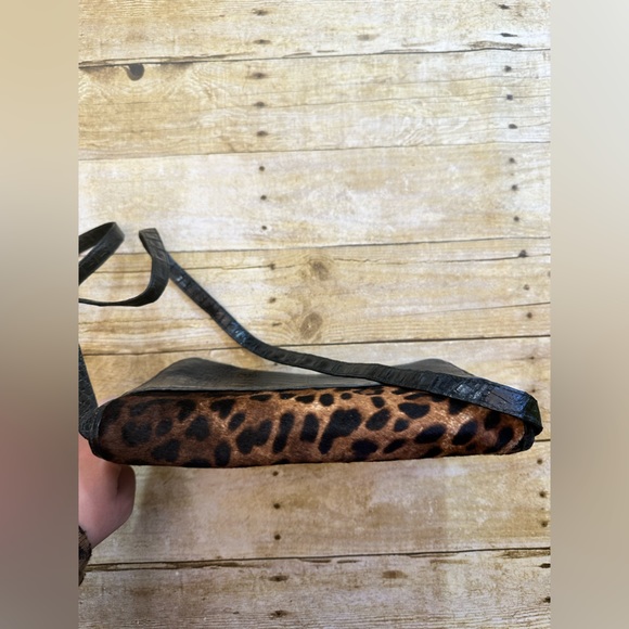 Nancy Gonzalez Croc Convertible Shoulder Bag Clutch Leopard on Calf Hair - Picture 8 of 12